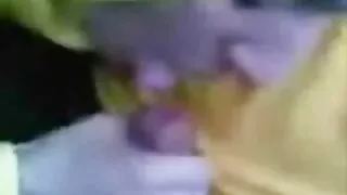 Il patrigno video sex attrici famose ha scopato la figliastra asiatica nella Figa in modo che il più piccolo giocasse al collegamento